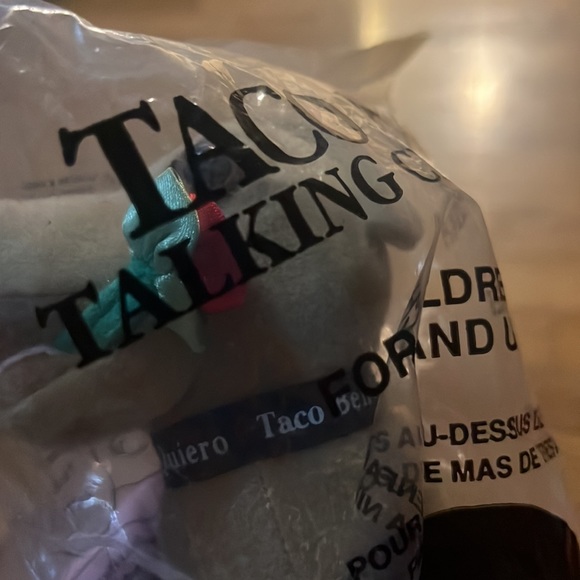 Applause Vintage Taco Bell Talking Chihuahua w/Rose Sealed Plush Doll No Sound - Picture 6 of 8